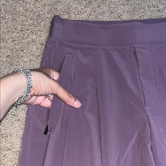 Athleta Brooklyn Heights High Rise Pleated Wide Leg Pant Lilac Opera Mauve 2 - Picture 5 of 9
